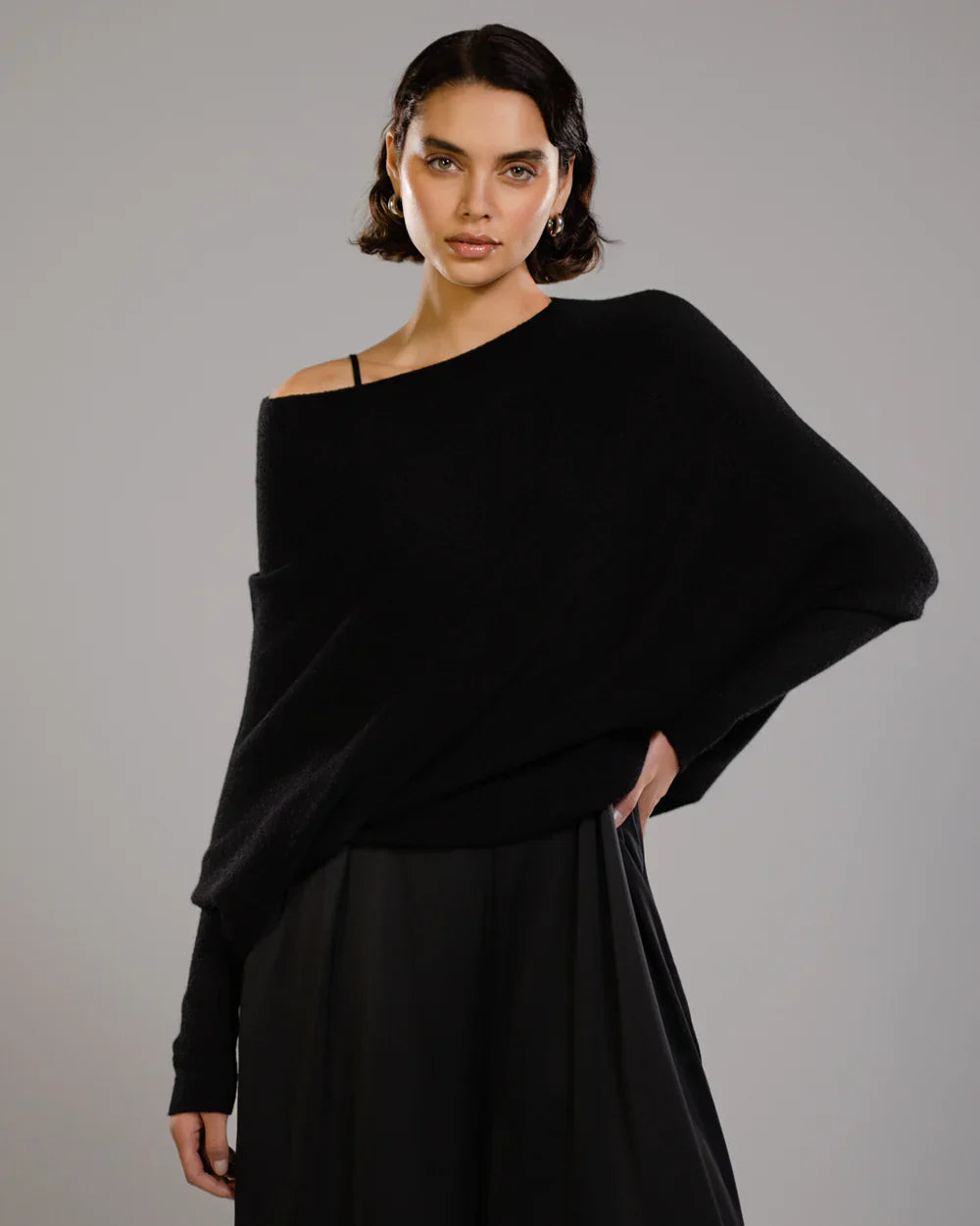 Claire | Asymmetric Comfort Jumper